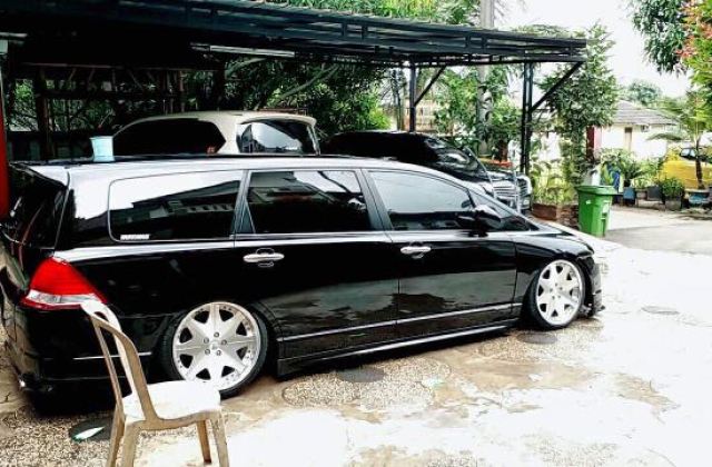 Modifikasi Honda Odyssey 2004 