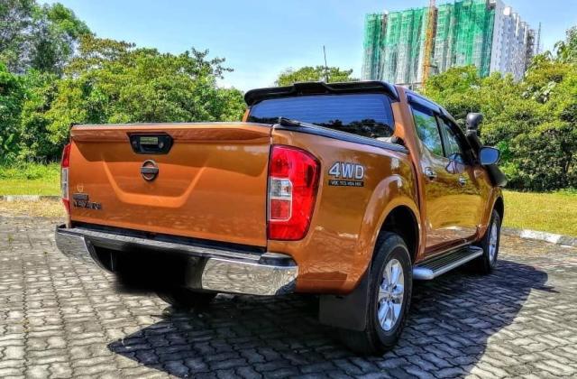 Beli Nissan Navara
