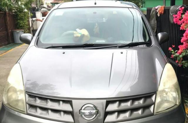 Mobil Nissan Matic 