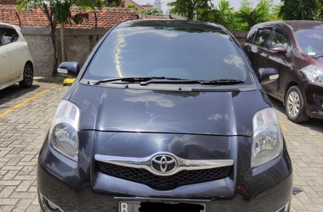 Toyota Yaris Matic Bekas Solo
