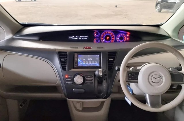 Baterai Mobil Mazda Biante
