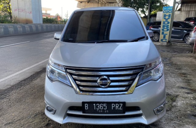 Harga Nissan Serena Tahun 2015 