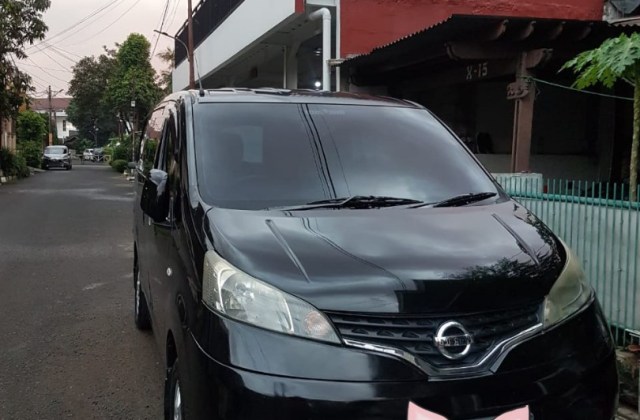 Spesifikasi Mobil Nissan Evalia 