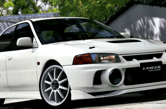 Mitsubishi Lancer Evo 4 Tahun 2000
