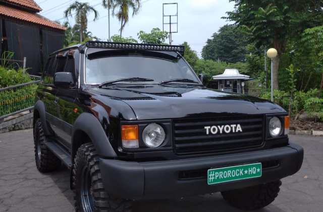 Modifikasi Toyota Land Cruiser Vx 80
