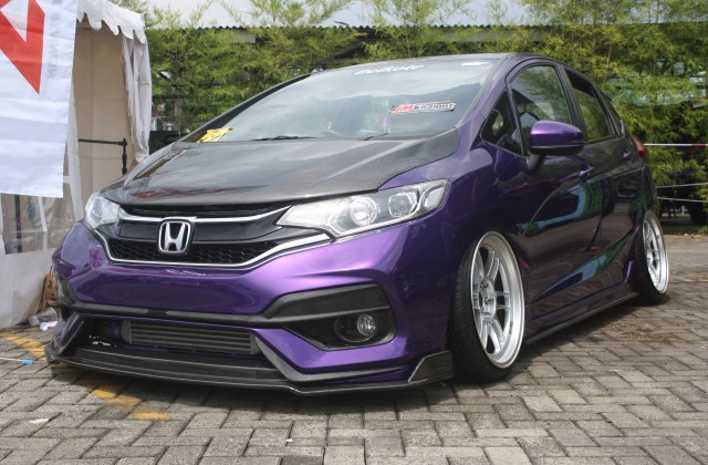 Mobil Honda Jazz Modif Keren 