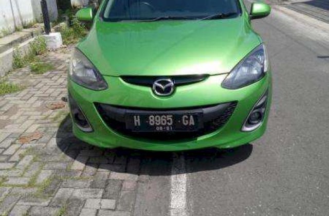 Kelebihan Mazda 2 2011
