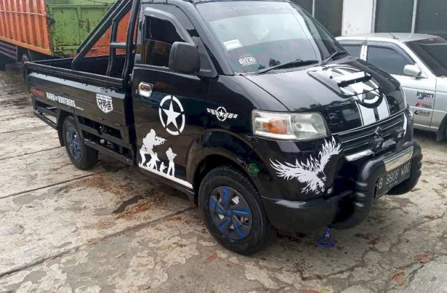 Modifikasi Mobil Mega Carry
