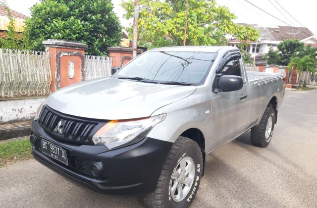 Spesifikasi Mitsubishi Strada Triton Single Cabin 4x4
