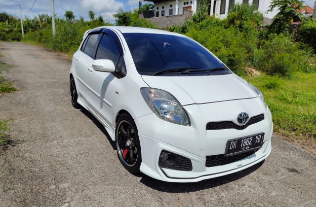 Modif Mobil Yaris 2013
