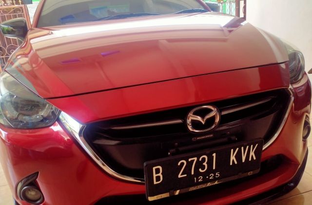 Jual Kaca Depan Mazda 2
