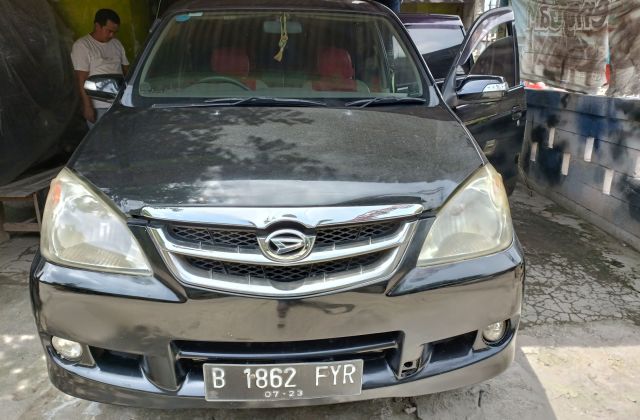 Spesifikasi Daihatsu Xenia Li Deluxe 2009 