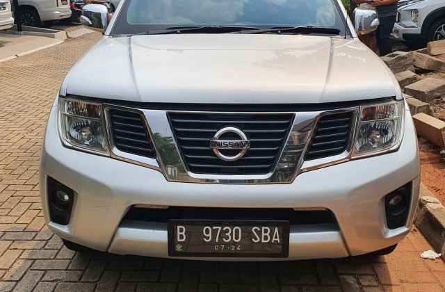 Mobil Nissan Navara Bekas Jakarta 