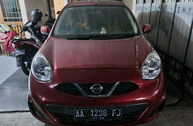 Kaca Spion Nissan March Bekas 