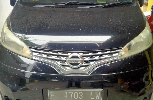 Jual Mobil Bekas Nissan Evalia Bali 