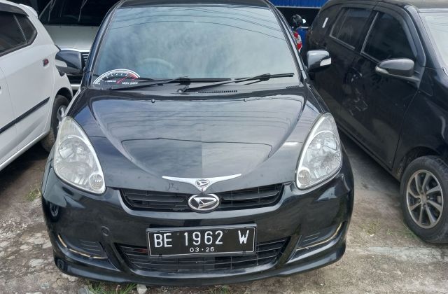 Spesifikasi Daihatsu Sirion 2010 