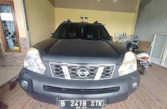 Dijual Mobil Nissan Xtrail Manual 