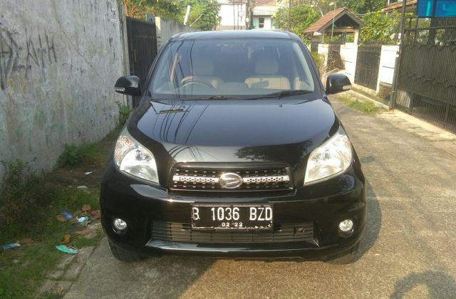 Spesifikasi Daihatsu Terios Ts Extra 2012 