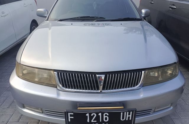 Spesifikasi Mobil Sedan Mitsubishi Lancer
