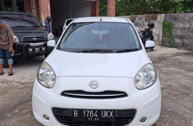 Harga Mobil Nissan March Tahun 2011 