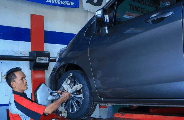 Kenapa Mobil Harus Di Spooring Dan Balancing
