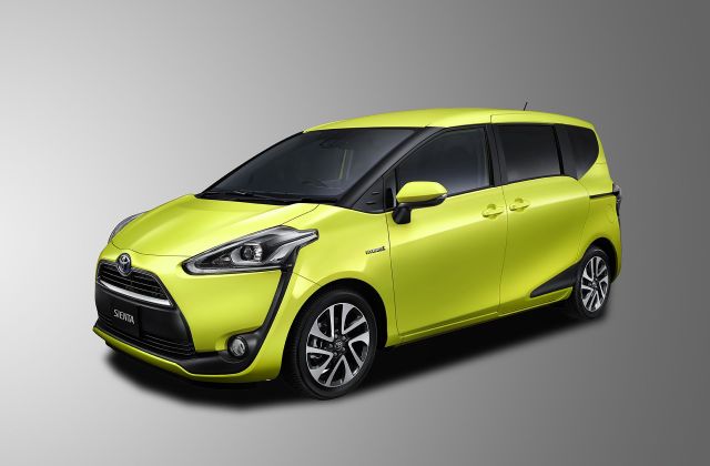 Toyota Sienta Honda Freed
