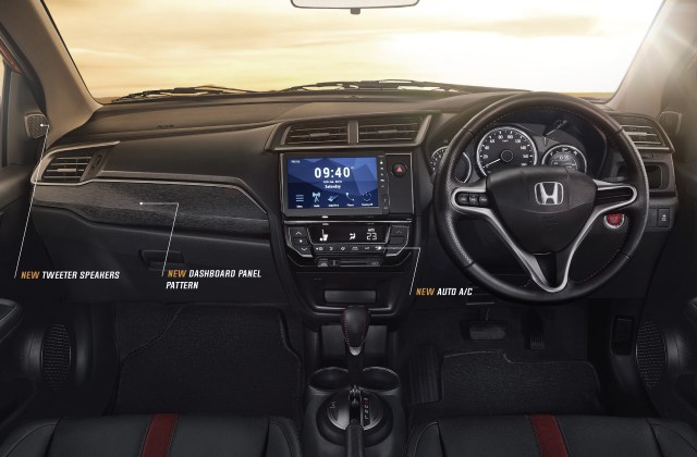 Mobil Honda Interior
