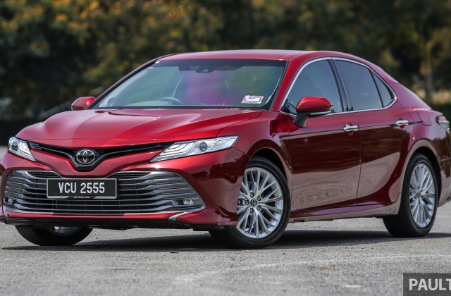 Toyota Camry Baru
