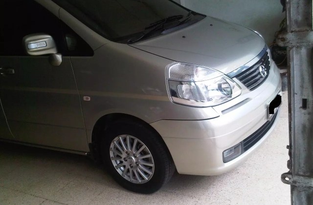 Jual Beli Mobil Bekas Nissan Serena 