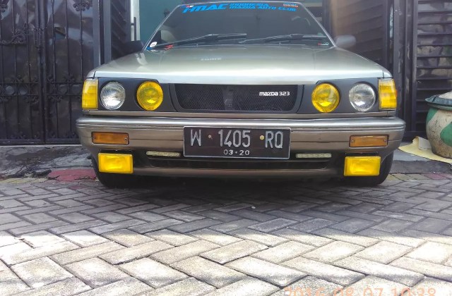 Modifikasi Mazda 323
