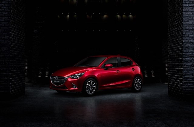 Kelebihan Dan Kekurangan Mazda 2 2013
