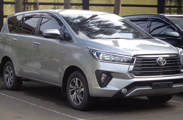 Kekurangan Toyota Innova Reborn
