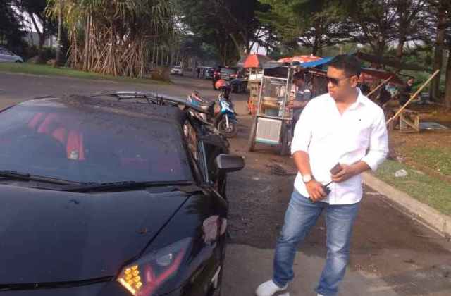 Kenapa Mobil Lamborghini Raffi Ahmad Terbakar
