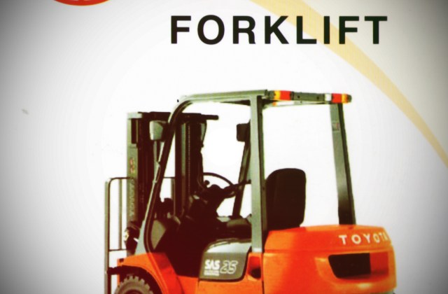 Oli Transmisi Forklift Toyota
