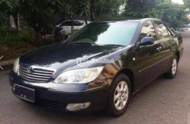 Toyota Camry Tahun 2002
