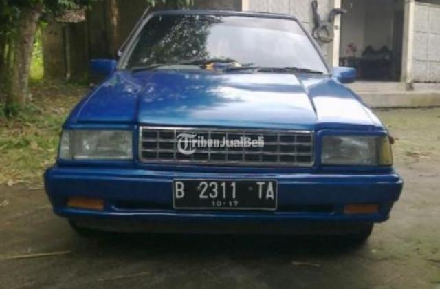 Mobil Tua Nissan Sunny 