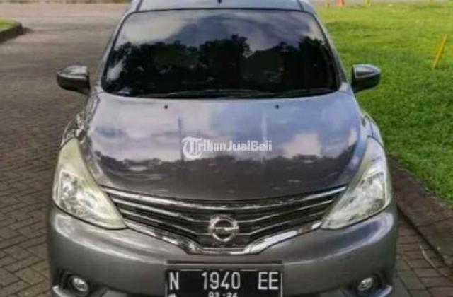 Mobil Bekas Nissan Grand Livina 2004 