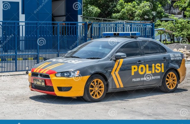 Lancer Evo Polisi
