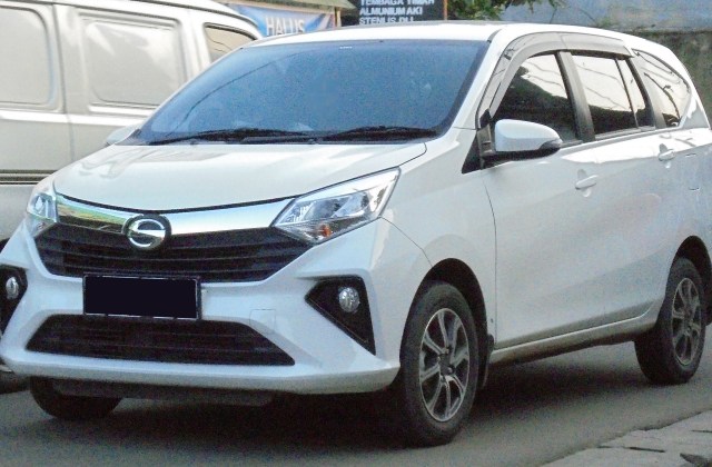 Toyota Calya Daihatsu Sigra
