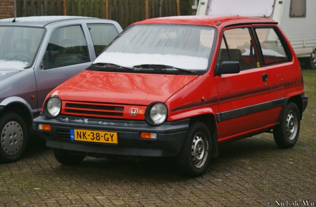 Kelebihan Dan Kekurangan Honda Jazz 2004 