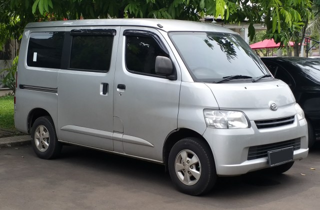 Ukuran Mobil Grand Max Box
