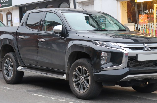 Mesin Mitsubishi Strada Triton 2012
