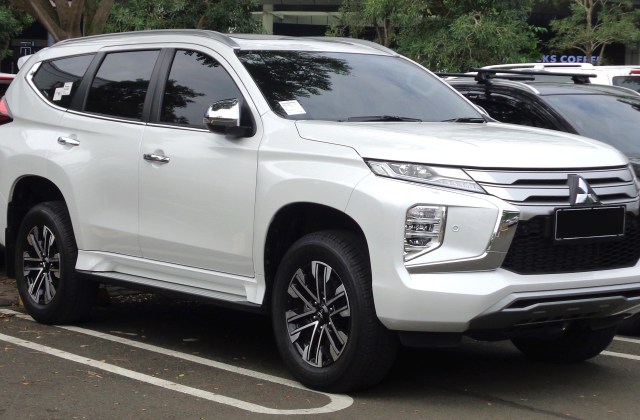 Ukuran Mobil Pajero 2021
