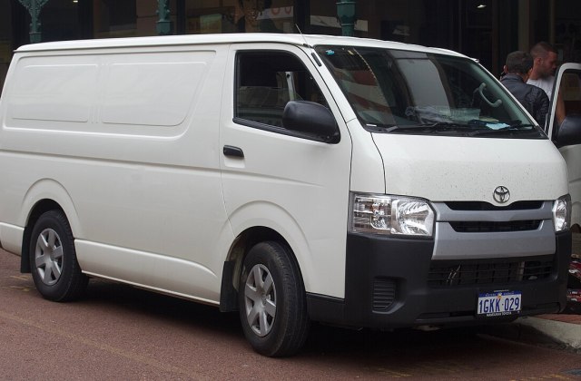 Kelebihan Toyota Hiace Diesel
