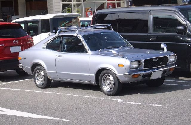 Mobil Sedan Mazda Tahun 87
