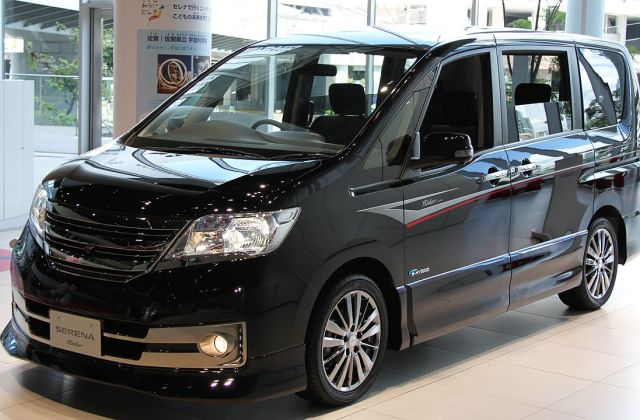 Modif Nissan Serena 