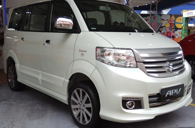 Ukuran Mobil Apv Luxury
