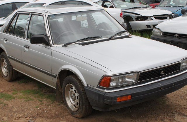 Modifikasi Mobil Honda Accord 82 