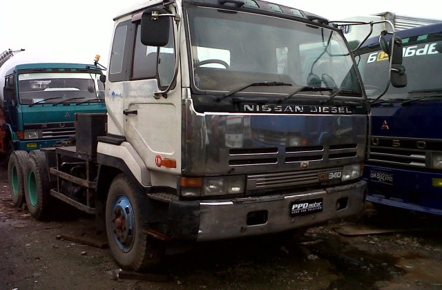 Harga Mobil Nissan Diesel 