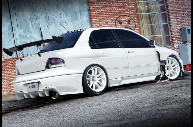 Lancer Evo 4 Modif
